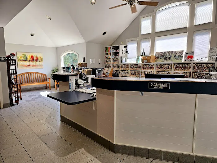 Rock Spring Veterinary Clinic 3