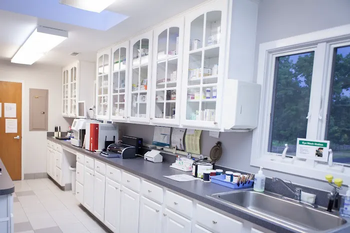Rock Spring Veterinary Clinic 4
