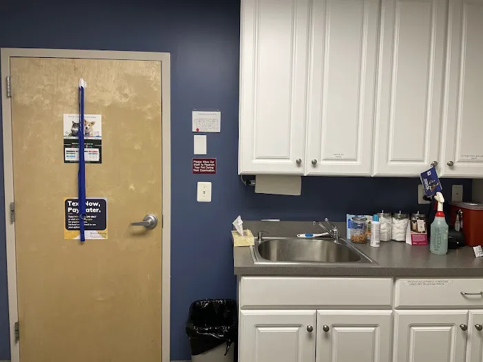 Hickory Veterinary Hospital 12