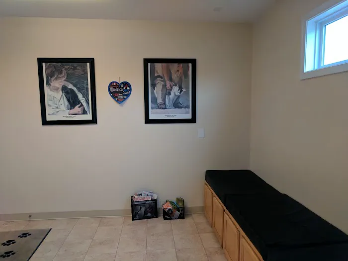 Edgewood Veterinary Hospital 6