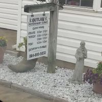 Outlaw Veterinary Clinic ico