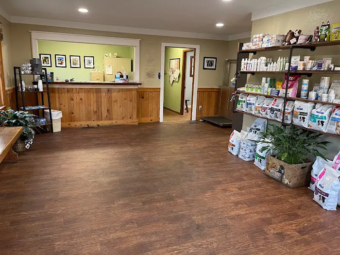 Clayton Veterinary Hospital 12