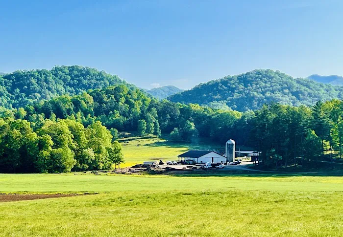 Cherokee Animal Care Clinic 3
