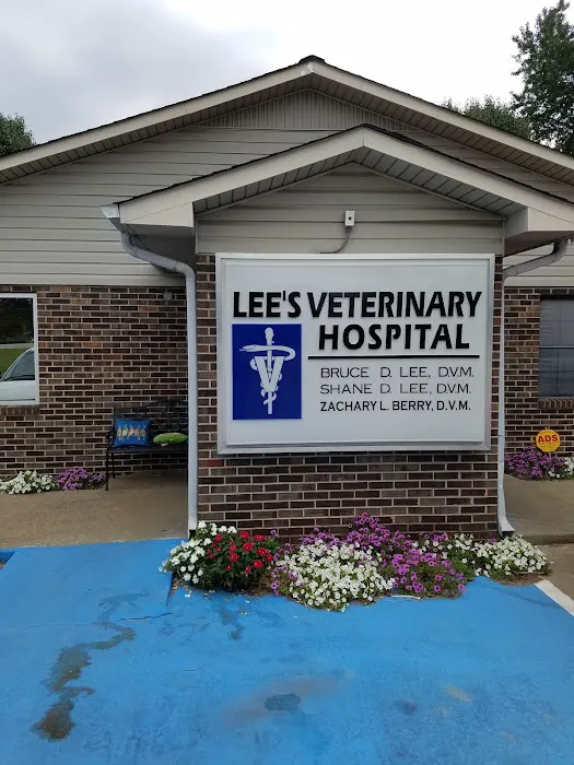 Lee's Veterinary Hospital 12
