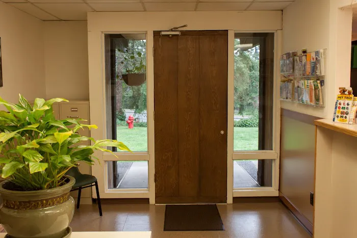 Aerowood Animal Hospital Ps Inc: Weiser Lisa DVM 12