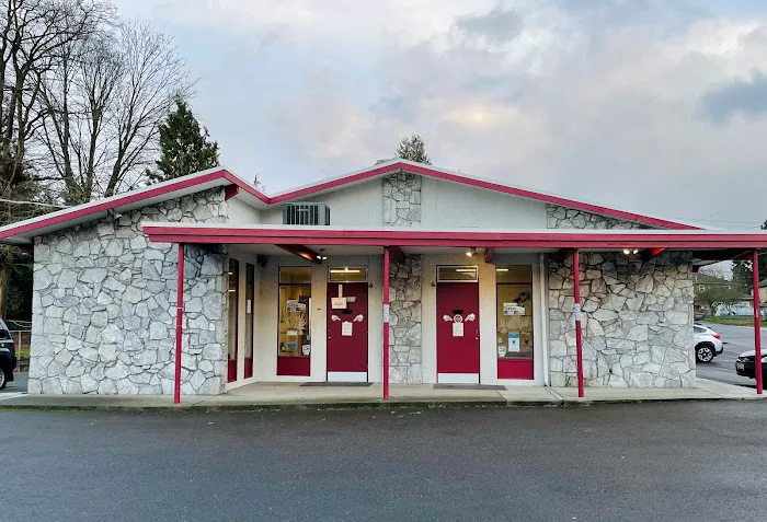 Highline Veterinary Hospital 12