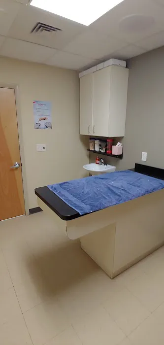 White Oak Veterinary Hospital 1