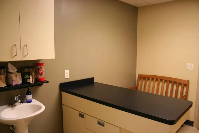 White Oak Veterinary Hospital 9
