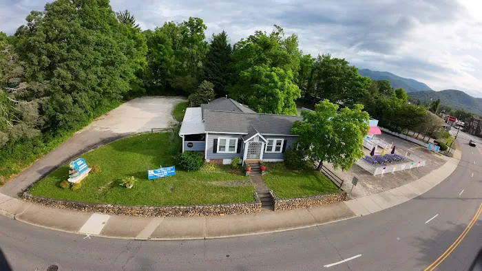 Blue Ridge Animal Hospital Inc 7