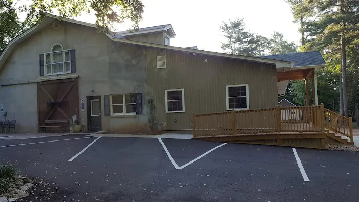 Twin Lakes Veterinary Services 4