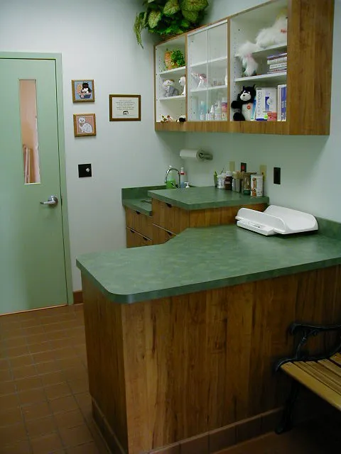 Indian Walk Veterinary Center 8