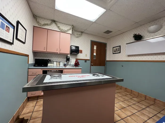 Westside Animal Hospital 12