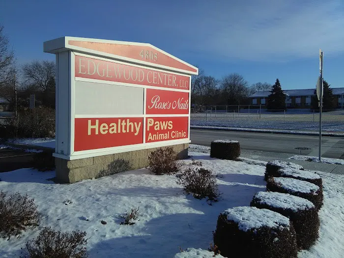 Healthy Paws Animal Clinic-Greenfield 9