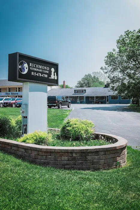 Richmond Veterinary Clinic 12