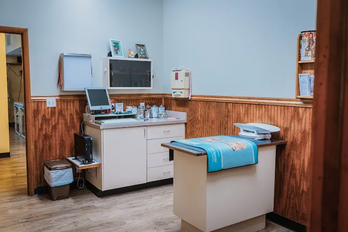 Richmond Veterinary Clinic 12