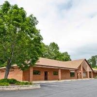 Calvert Animal Hospital ico
