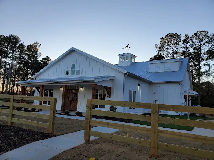 AWC Animal Wellness Clinic 12