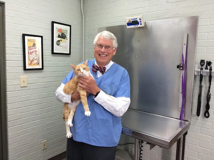 Pleasantburg Veterinary Clinic 9