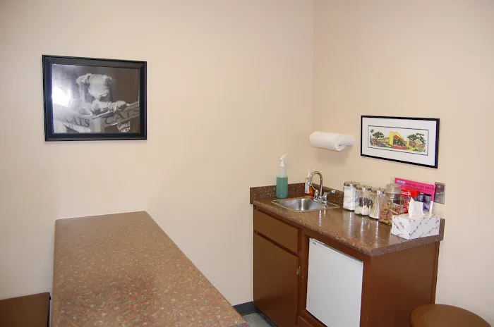 Shoal Creek Animal Clinic 1