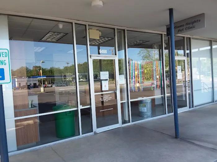Alamo Heights Pet Clinic 12