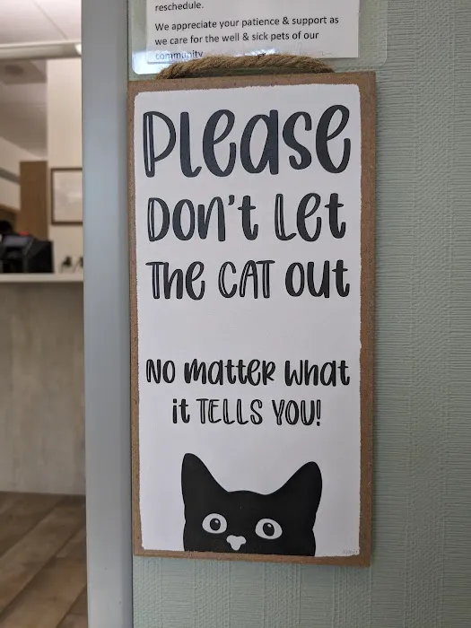 North Portland Veterinary Hospital: Fletcher Chris DVM 2