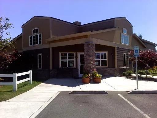 Crestwood Court Veterinary Clinic 12