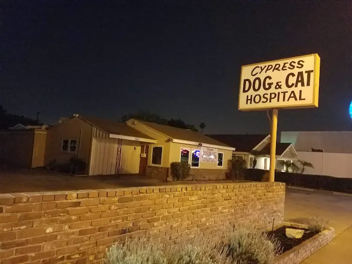 Cypress Dog & Cat Hospital 5