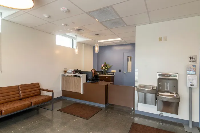 Animal Medical Center of Seattle Specialty Clinic 12