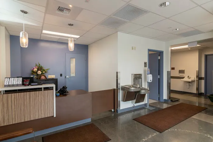 Animal Medical Center of Seattle Specialty Clinic 12