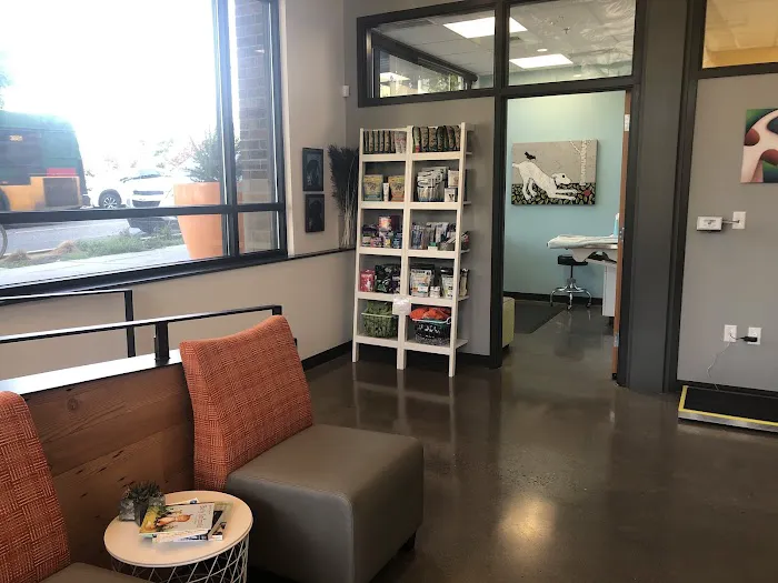 Roosevelt Station Vet Care 12