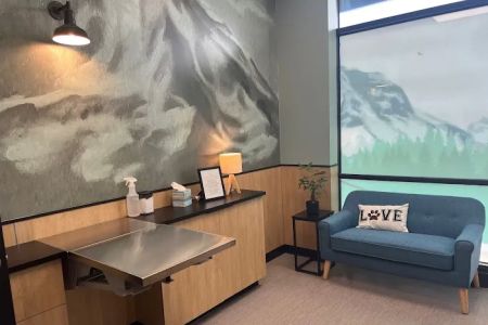 Roosevelt Animal Hospital