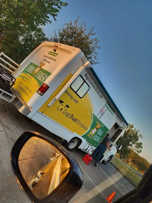 Houston PetSet Mobile Unit 1