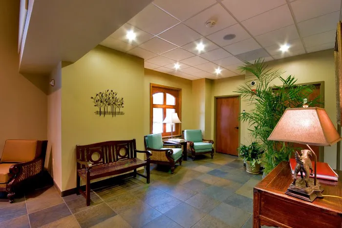 Cleveland Park Animal Hospital 10