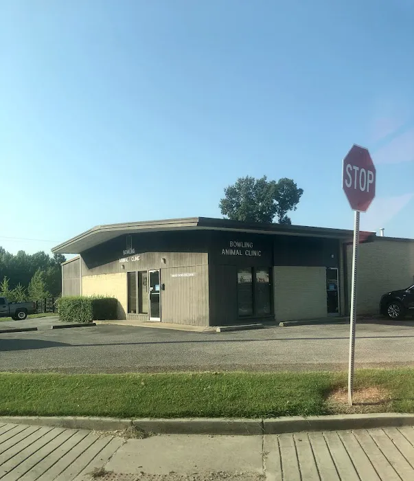 Bowling Animal Clinic 12