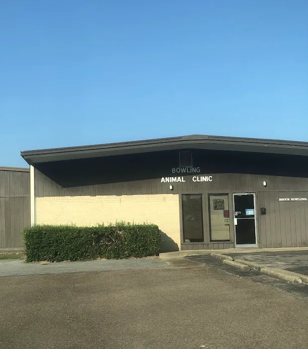 Bowling Animal Clinic 12