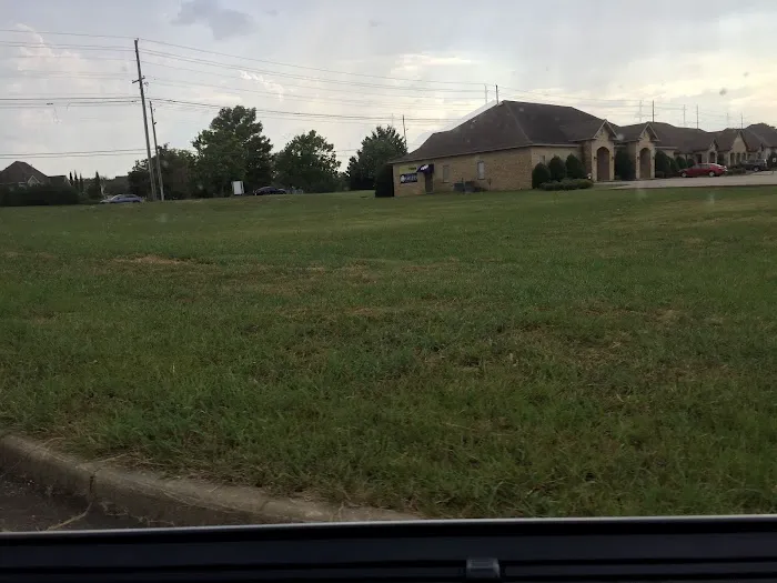 Montgomery Veterinary Associates - Vaughn Road 12