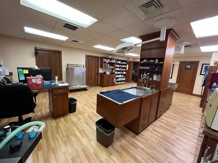 Kings Trail Animal Hospital 12