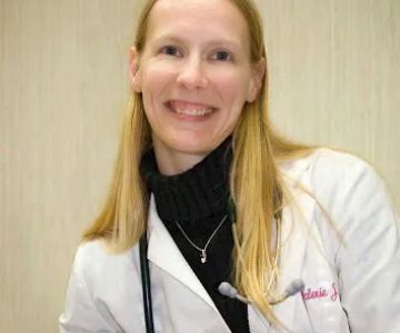 St Charles Veterinary Clinic: Valerie J. Vogel, DVM