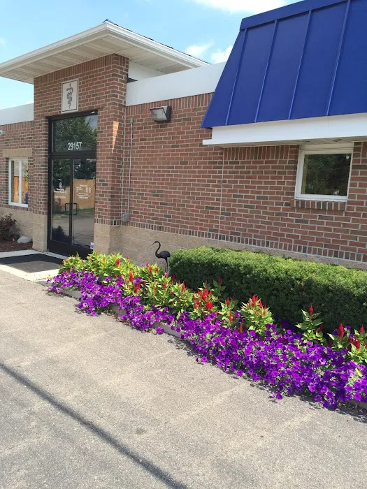 Warren Woods Veterinary Hospital 7