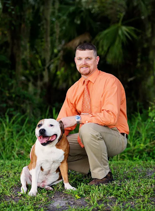 Groves Veterinary Clinic 9