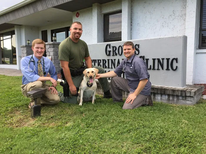 Groves Veterinary Clinic 10