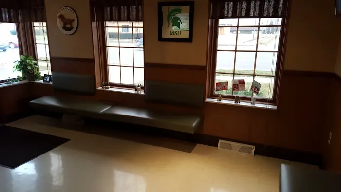 Warren Animal Clinic 5