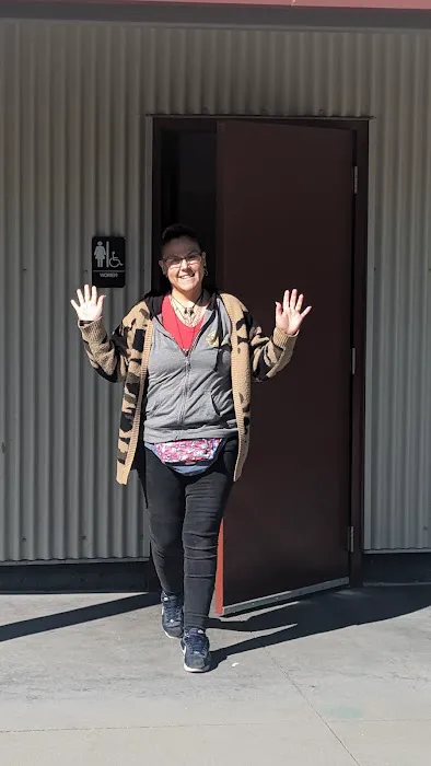 L.S. Skaggs Animal Health Center 3