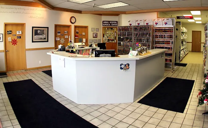 Holladay Veterinary Hospital 12