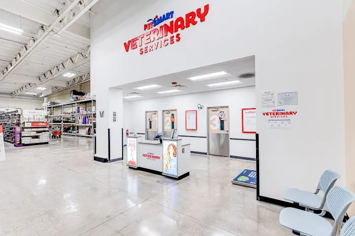 PetSmart Veterinary Services - W Las Vegas (S Decatur) 12