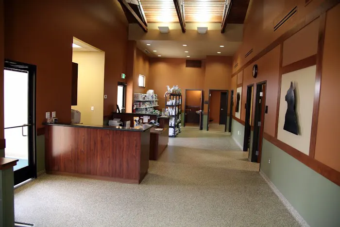 Mile High Animal Hospital, A Thrive Pet Healthcare Partner 3