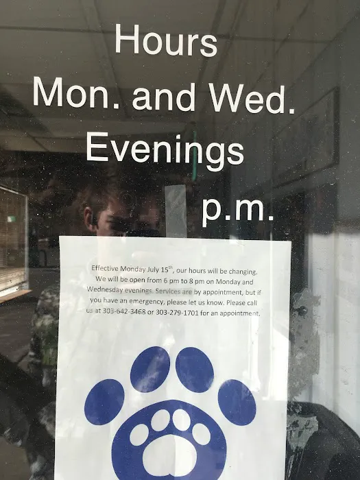 Coal Creek Animal Clinic 2