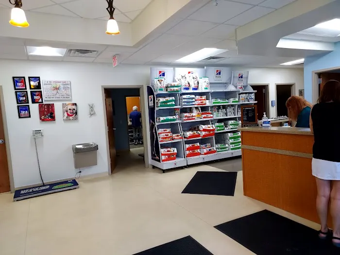 Wards Corner Animal Hospital 6