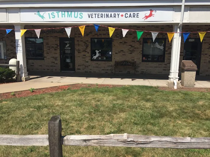 Isthmus Veterinary Care 9