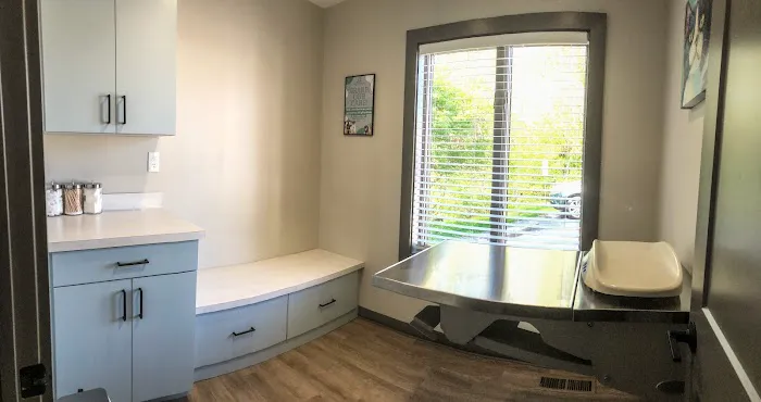 Clintonville Animal Hospital 6